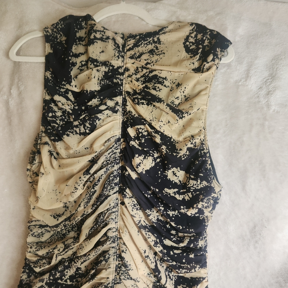 H&M STUDIO Resort Collection Mesh PATERNED Light Yellow Black Dress Sz XXL BNWT - Picture 15 of 15